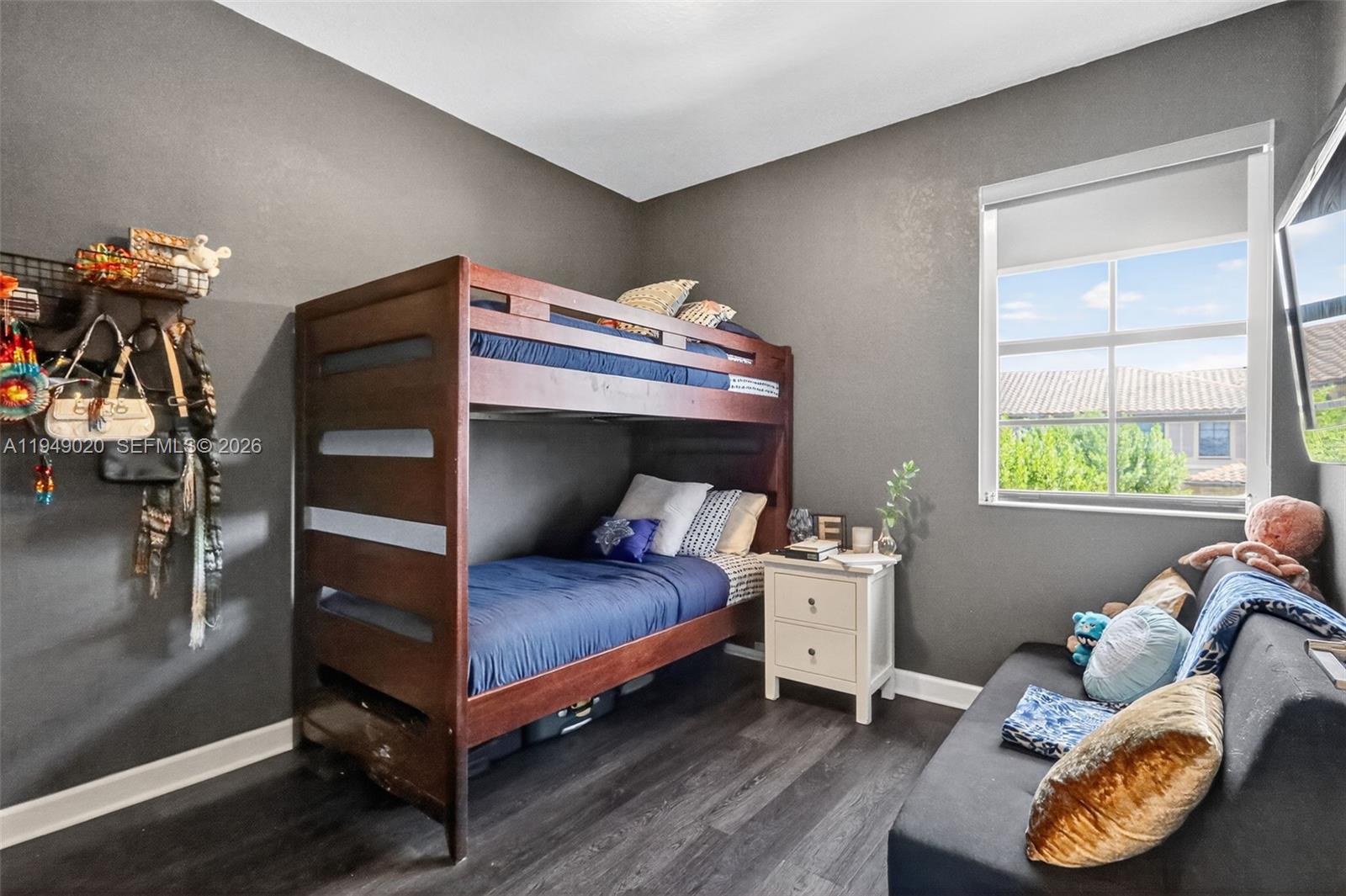 COCO PALM ESTATES - Residential