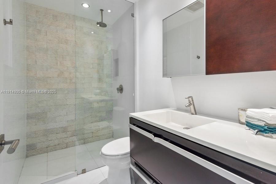 BEVERLY GARDENS - Residential