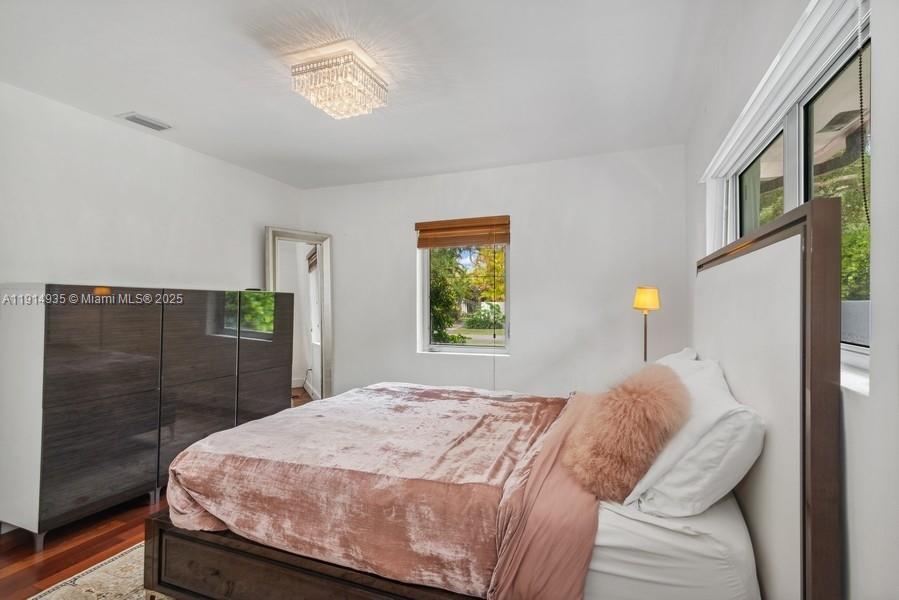 BEVERLY GARDENS - Residential