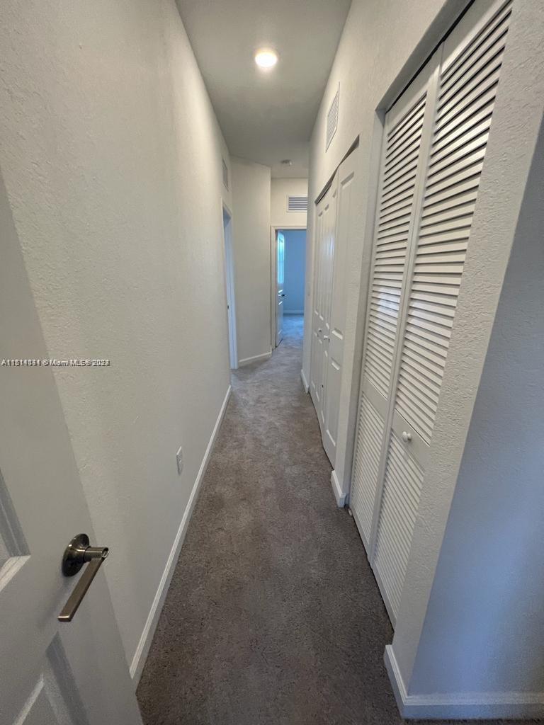 PINE ISLE - Residential