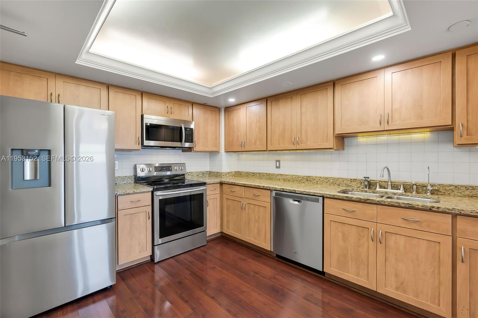 TOWER PORTSMOUTH AT PORT - Residential