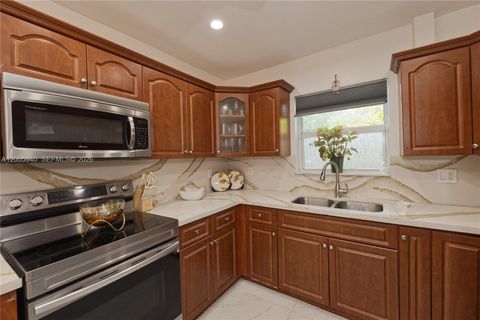 Tiny photo for 795 NE 146th St, North Miami, FL 33161 (MLS # A12005940)