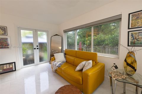 Tiny photo for 795 NE 146th St, North Miami, FL 33161 (MLS # A12005940)