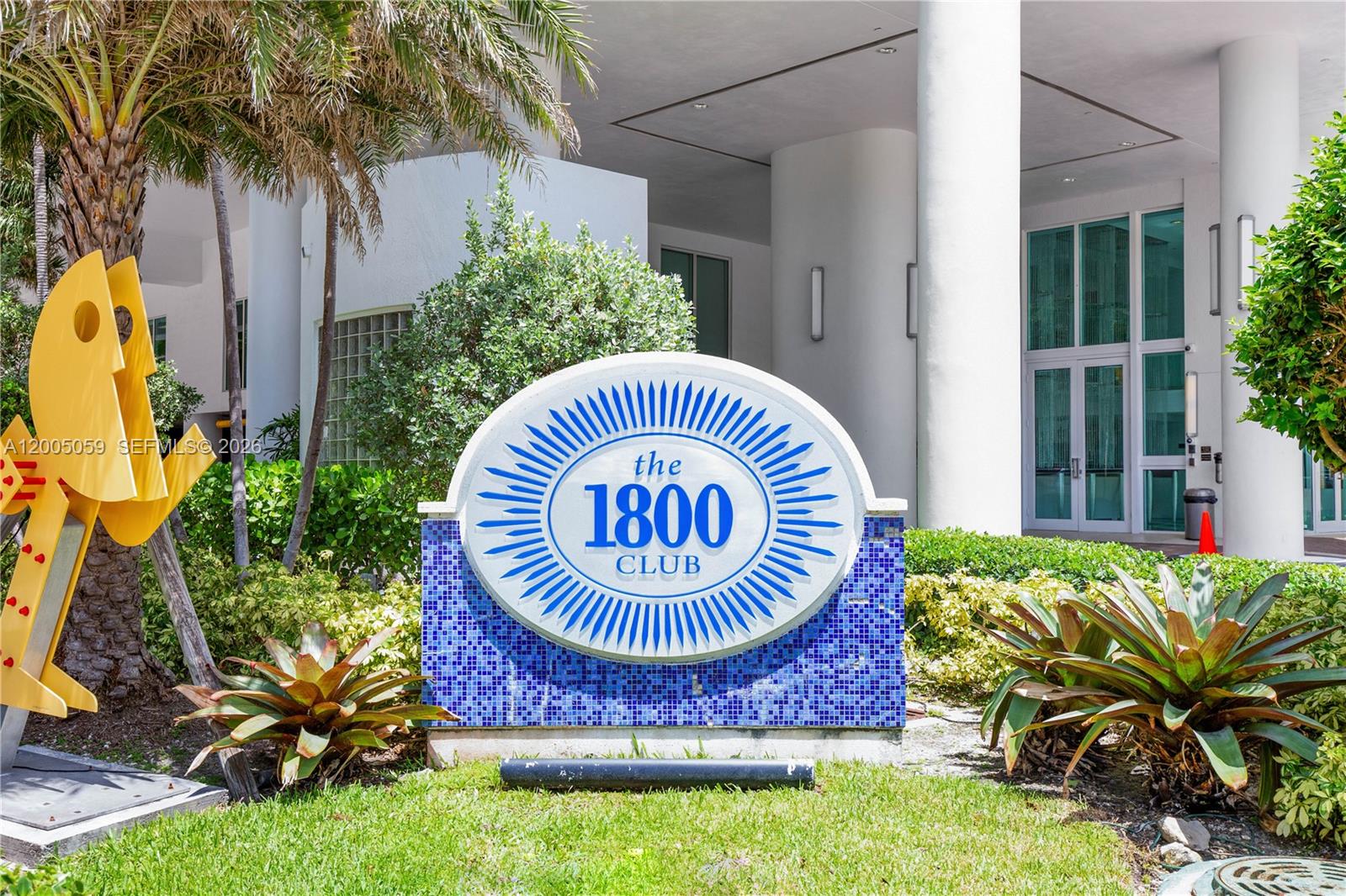 1800 CLUB CONDO - Residential Lease