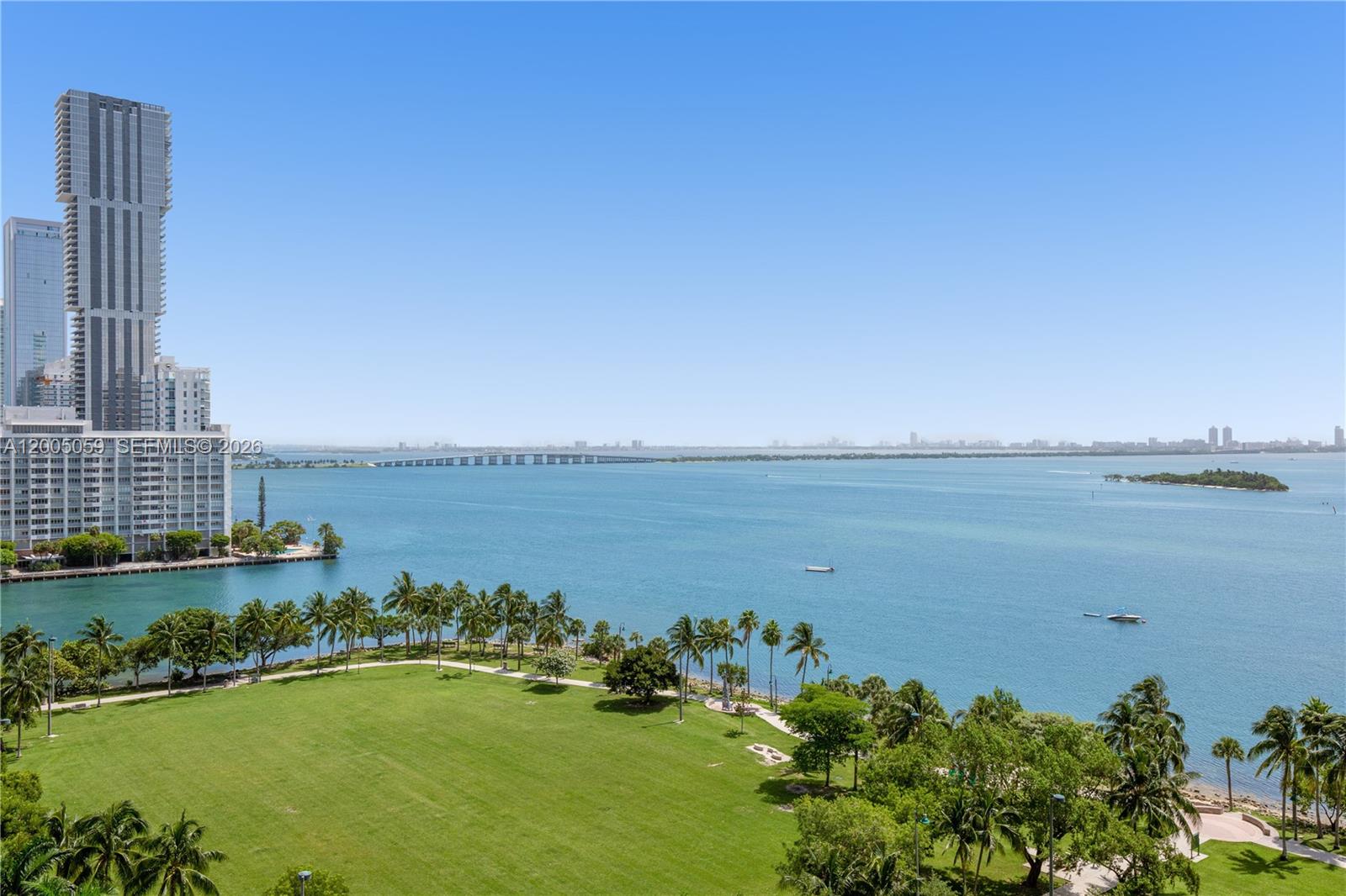 1800 CLUB CONDO - Residential Lease