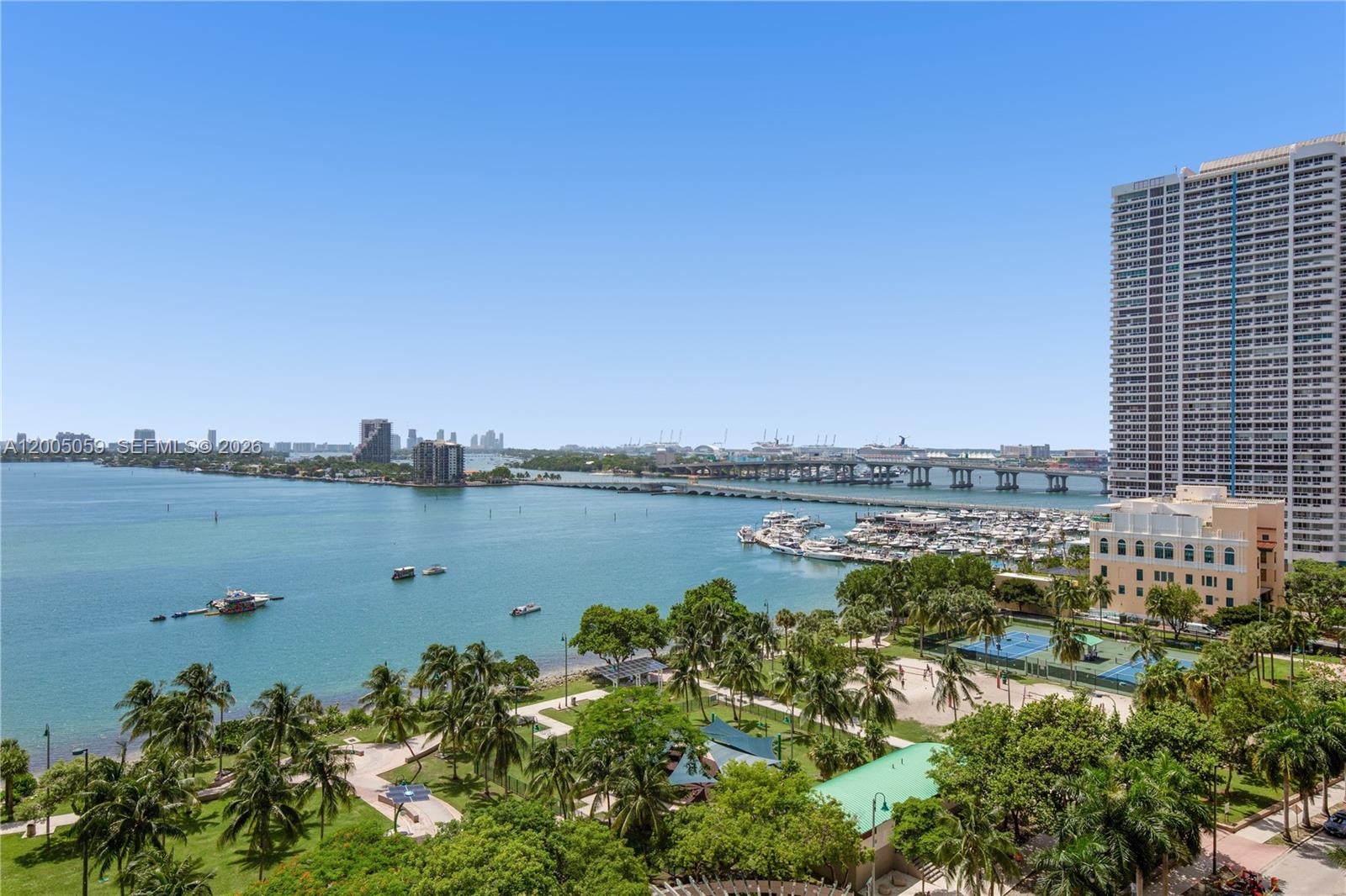 1800 CLUB CONDO - Residential Lease