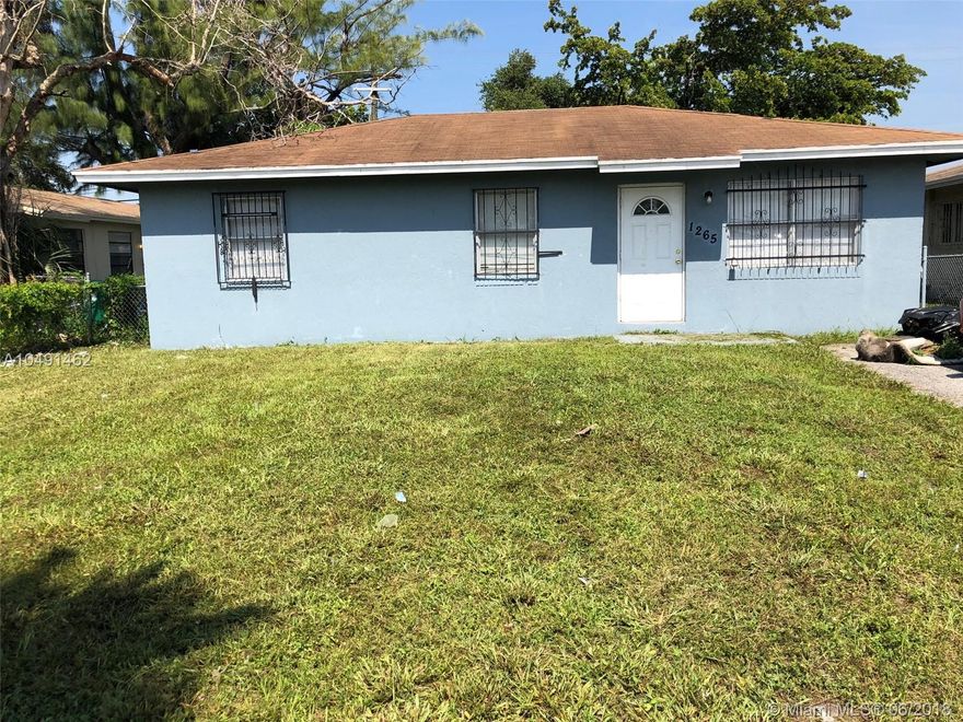 SPECTACULAR 3/1 NEW KITCHEN AND BATH 
TENANT MUST TO BR GOOD CREDIT , NOT EVICTION BEFORE