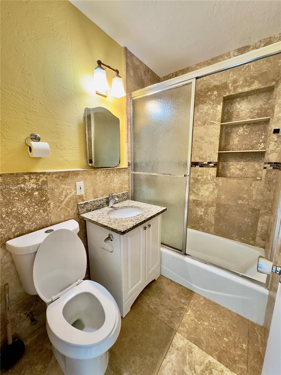SOUTH HOLLYWOOD AMD PLAT - Residential