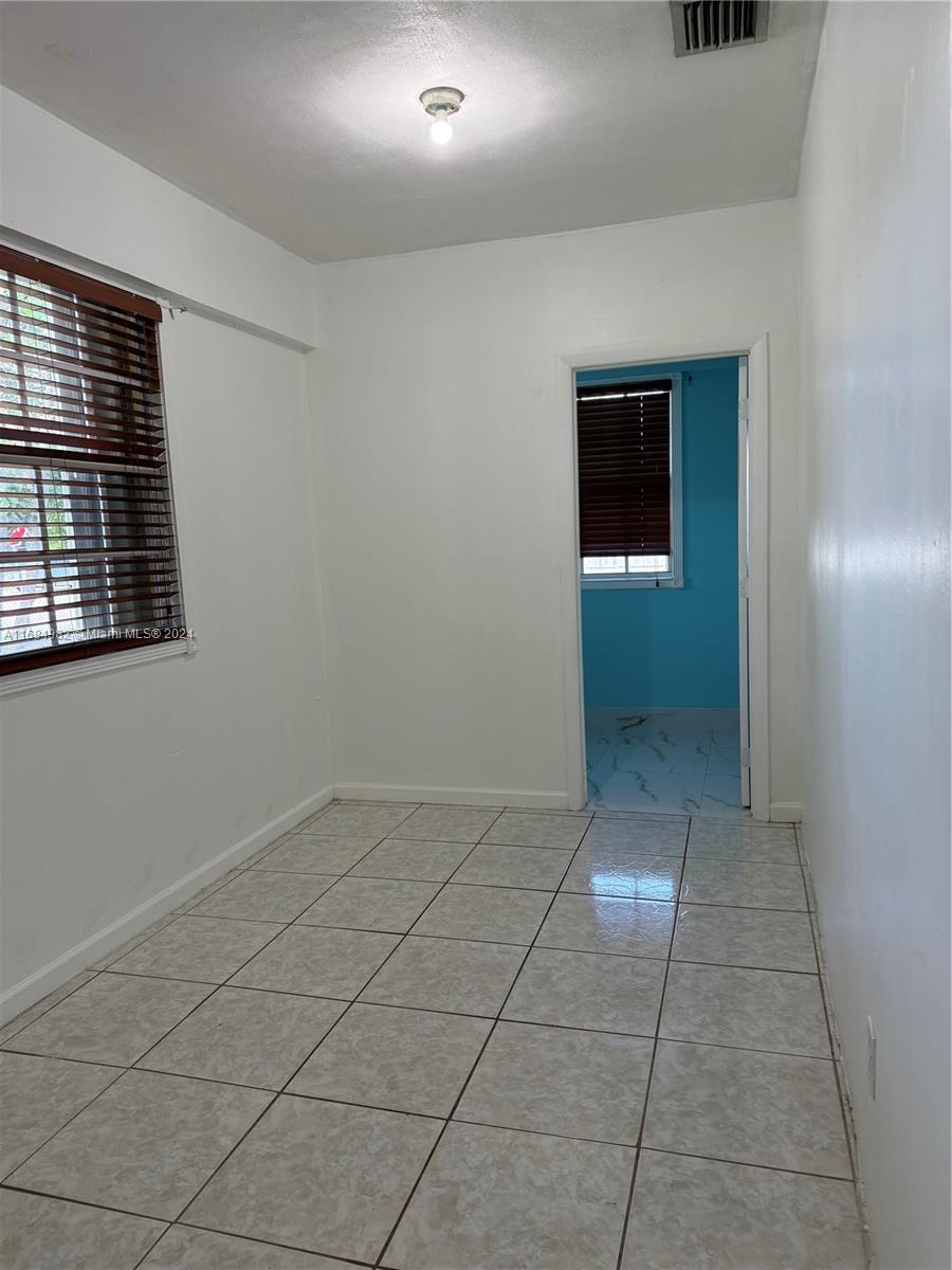 SOUTH HOLLYWOOD AMD PLAT - Residential
