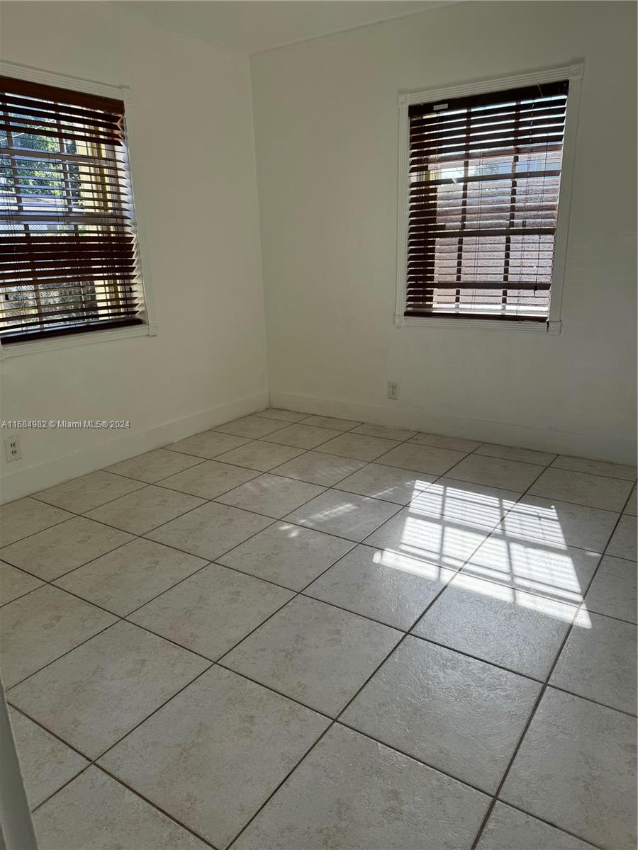 SOUTH HOLLYWOOD AMD PLAT - Residential