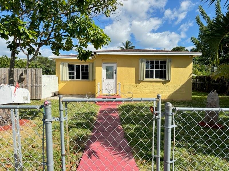 SOUTH HOLLYWOOD AMD PLAT - Residential