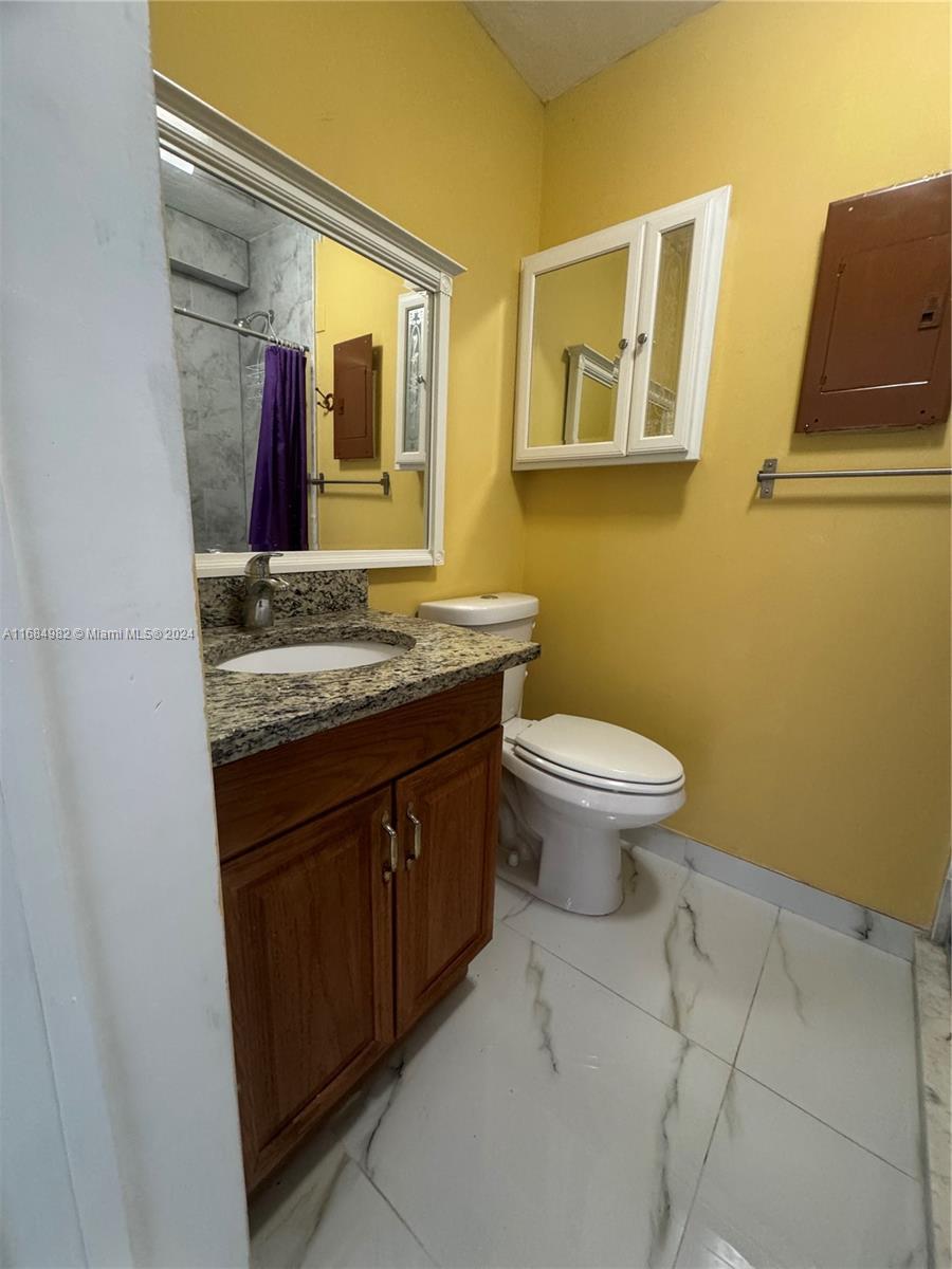 SOUTH HOLLYWOOD AMD PLAT - Residential
