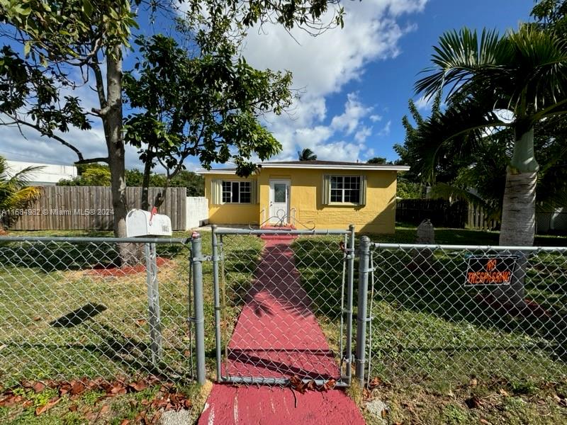 SOUTH HOLLYWOOD AMD PLAT - Residential