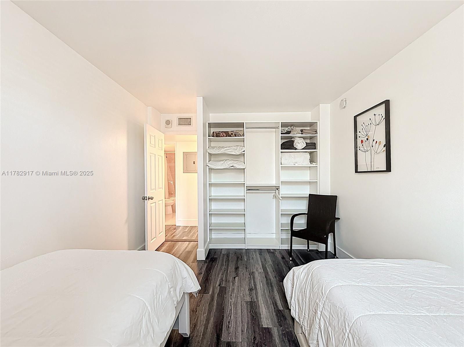 CHELSEA BAYVIEW CONDO - Residential