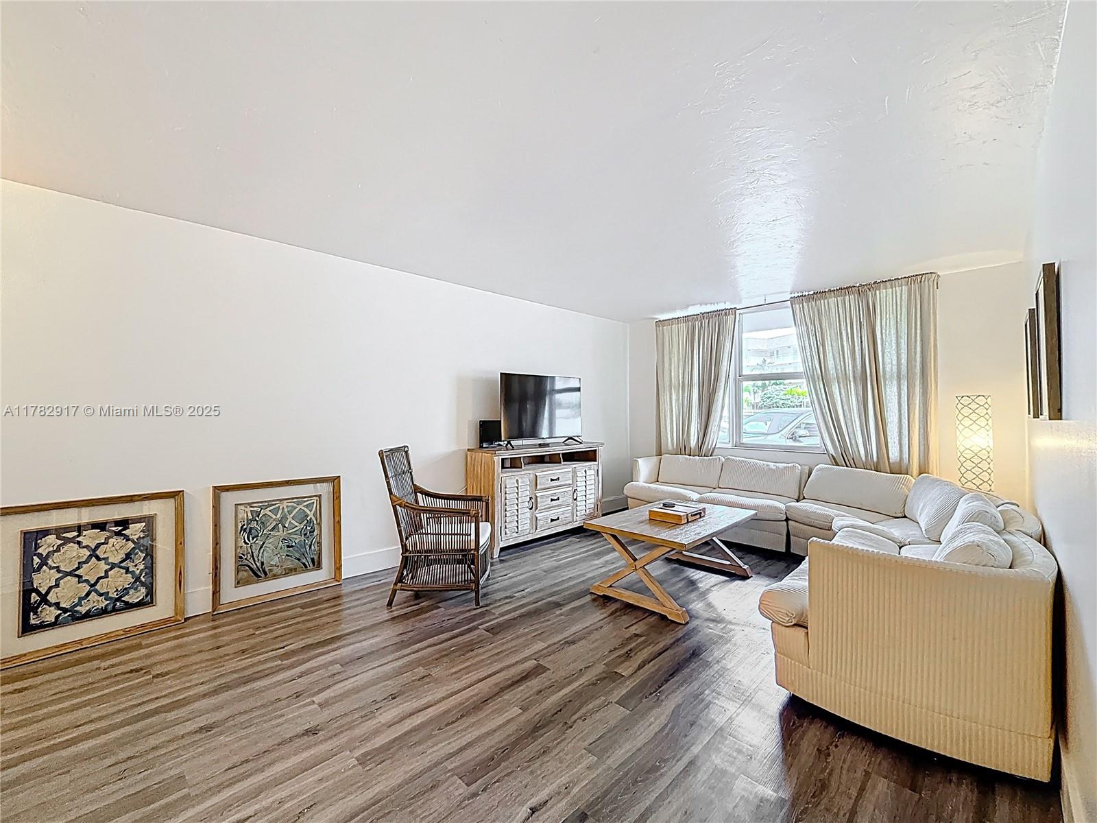 CHELSEA BAYVIEW CONDO - Residential