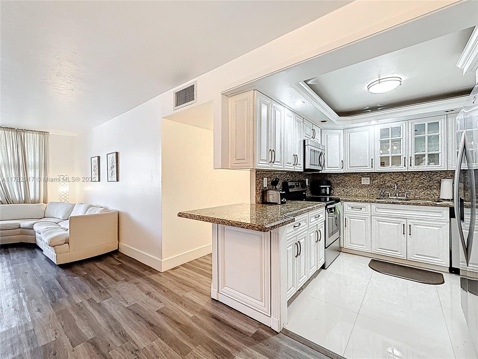 CHELSEA BAYVIEW CONDO - Residential