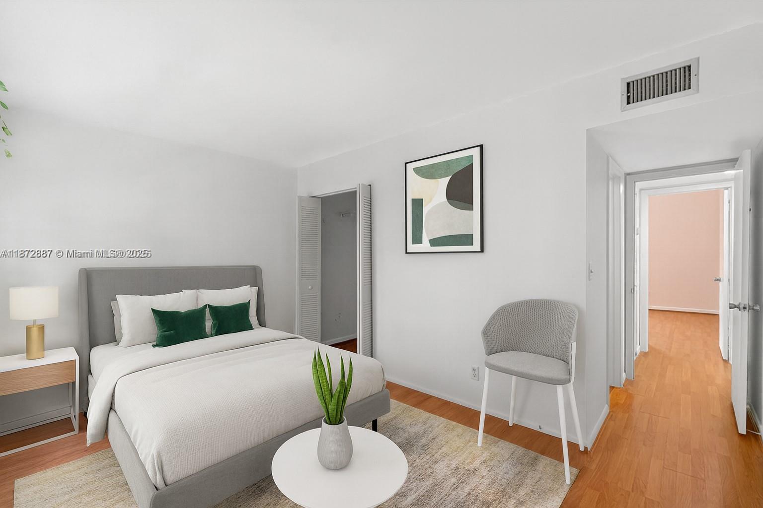 MILLER SIXTY-SEVEN TOWNHO - Residential Lease