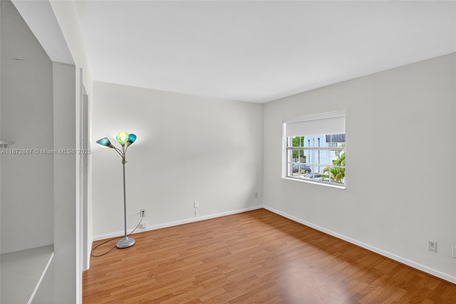 MILLER SIXTY-SEVEN TOWNHO - Residential Lease