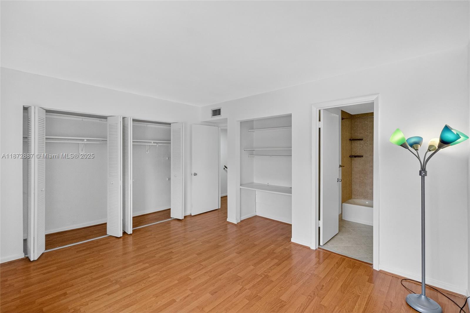 MILLER SIXTY-SEVEN TOWNHO - Residential Lease