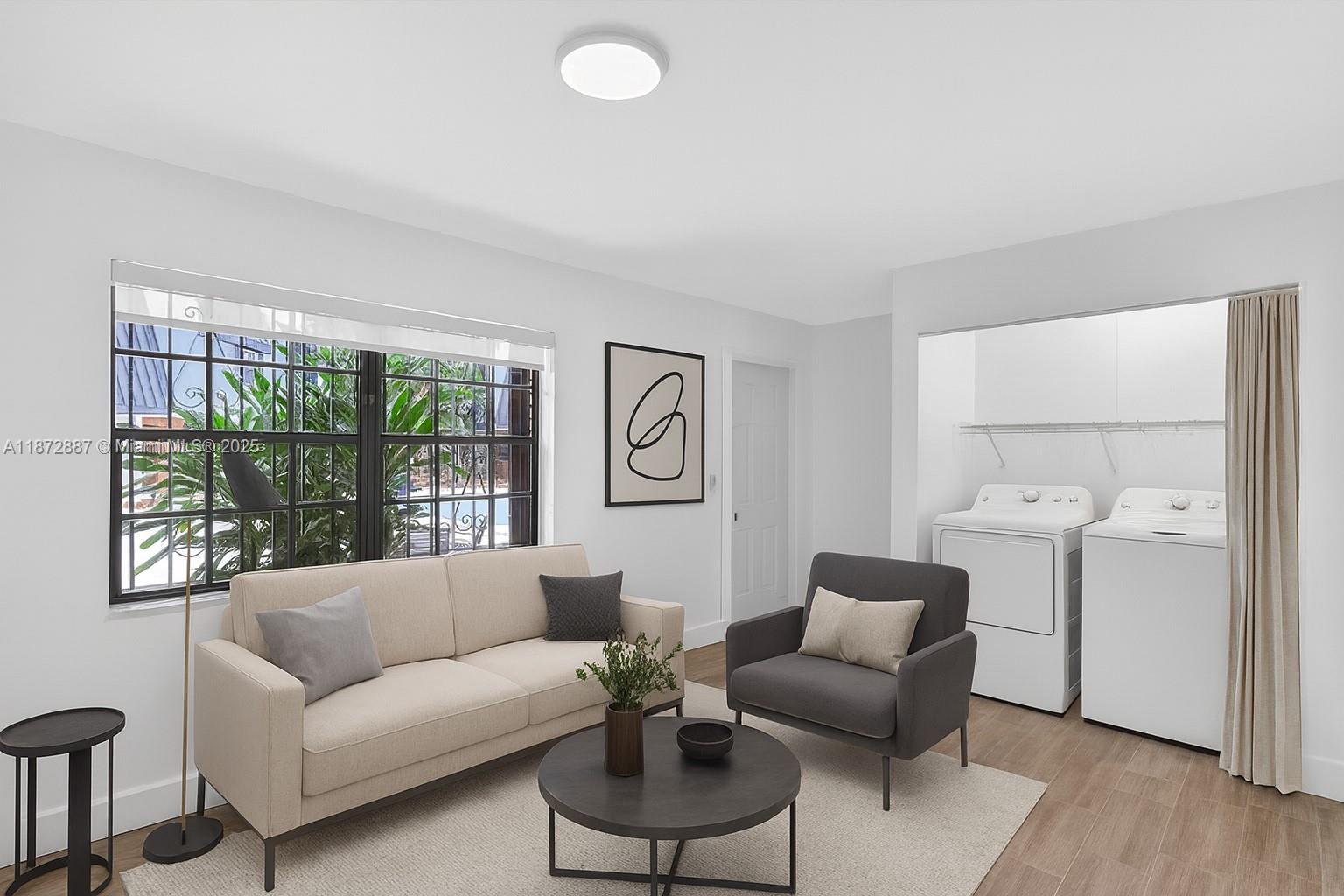 MILLER SIXTY-SEVEN TOWNHO - Residential Lease