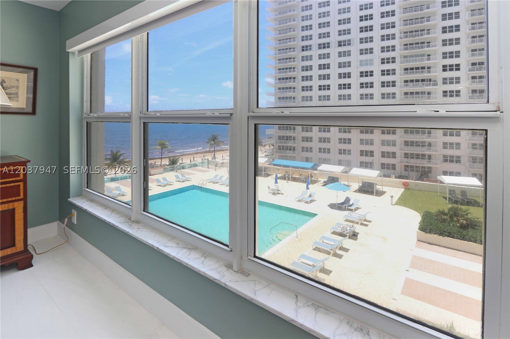 3900 Galt Ocean Dr 403