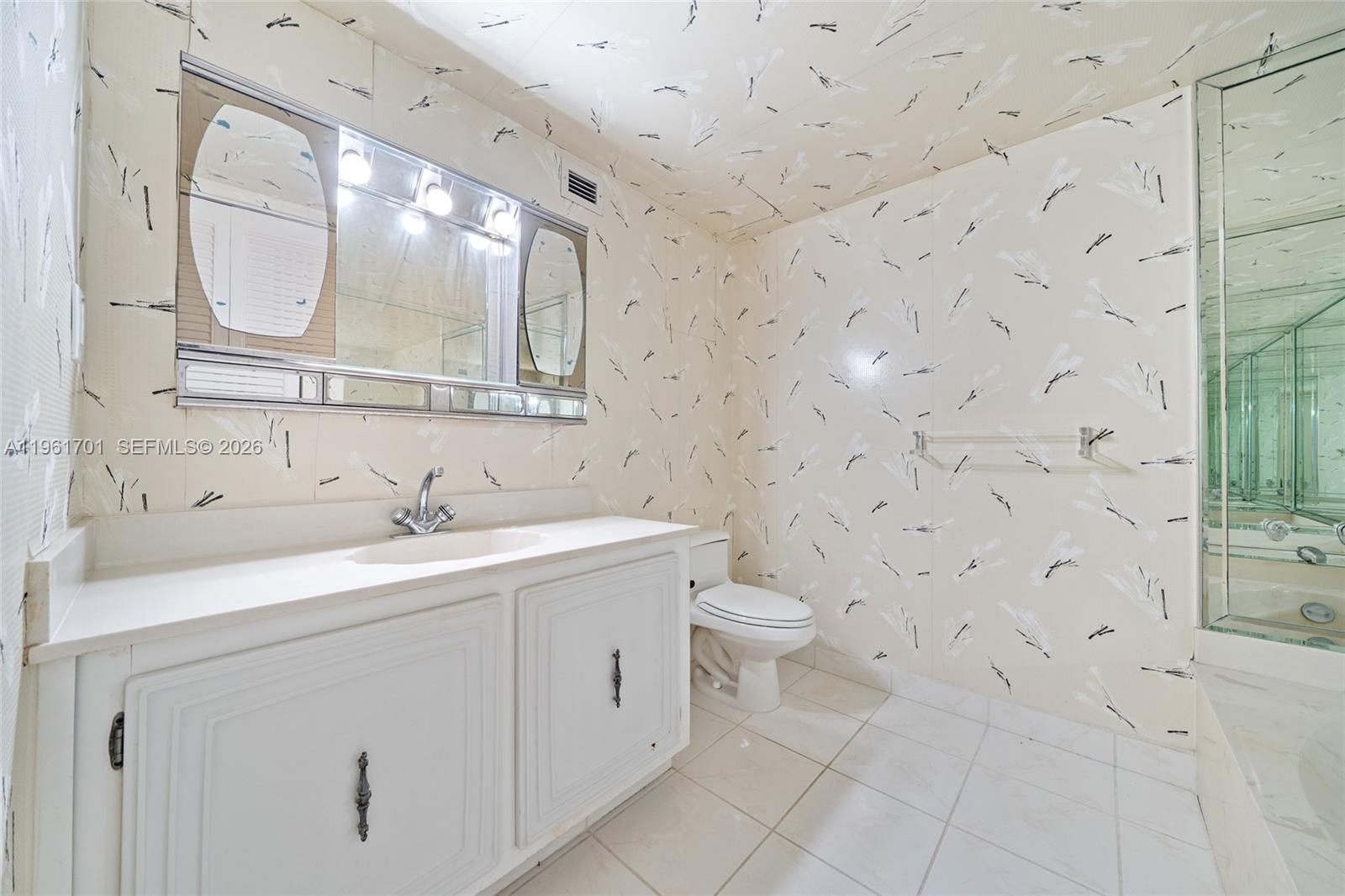 OCEANVIEW PARK CONDO - Residential