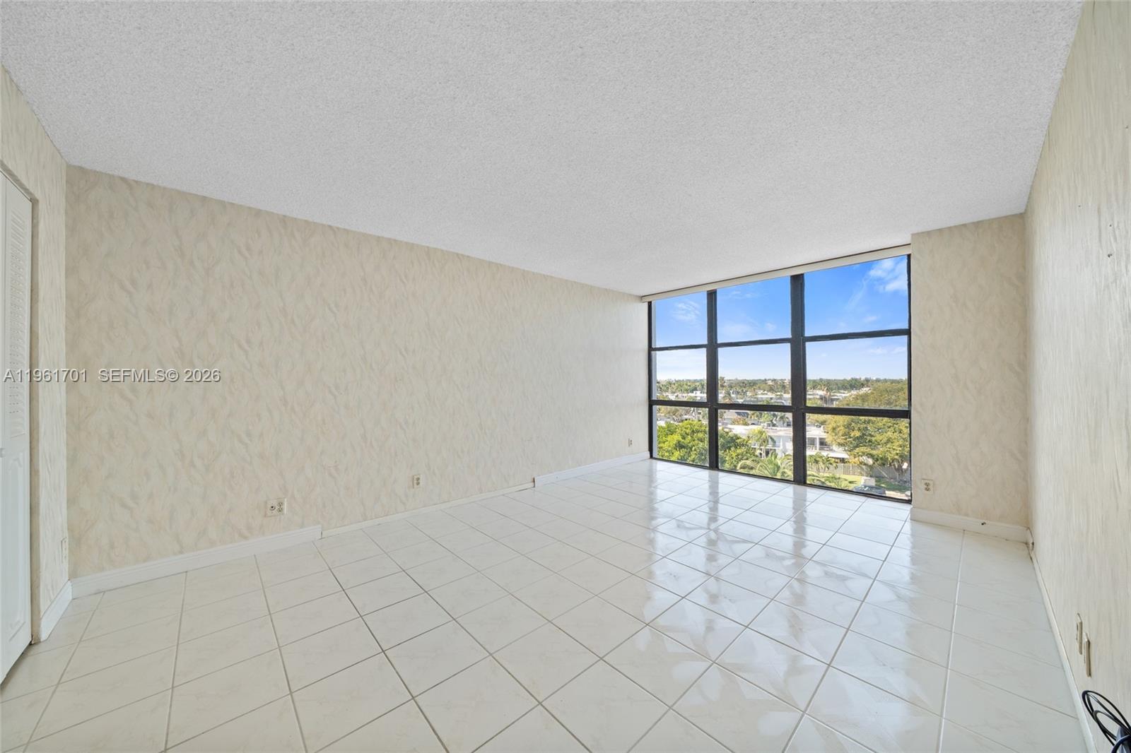 OCEANVIEW PARK CONDO - Residential