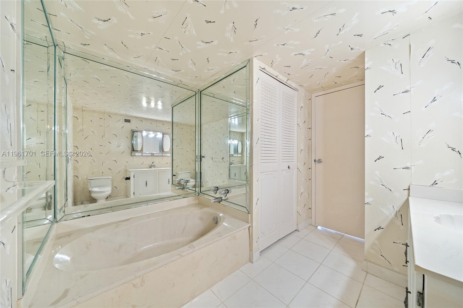 OCEANVIEW PARK CONDO - Residential