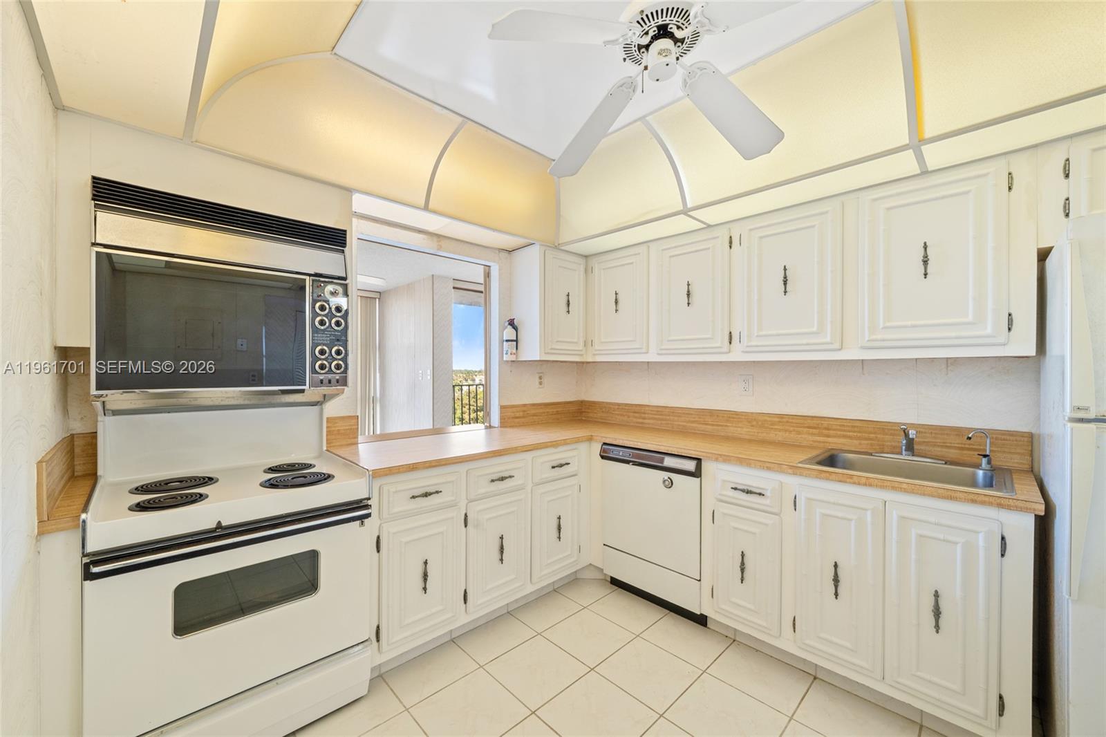 OCEANVIEW PARK CONDO - Residential