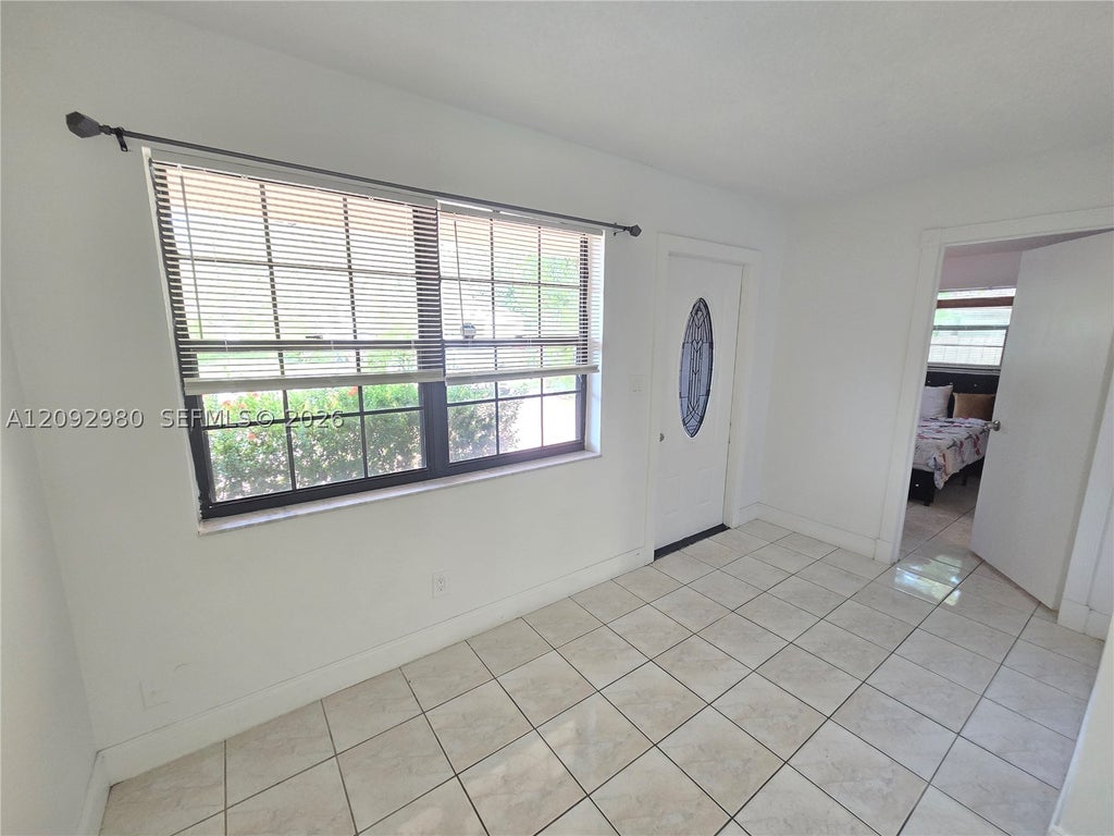 Photo of 212 SW 2nd Ave #0, Hallandale Beach, FL 33009 (MLS # A12092980)