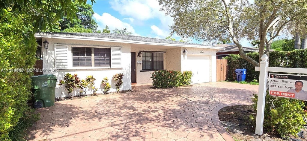 Photo of 212 SW 2nd Ave #0, Hallandale Beach, FL 33009 (MLS # A12092980)