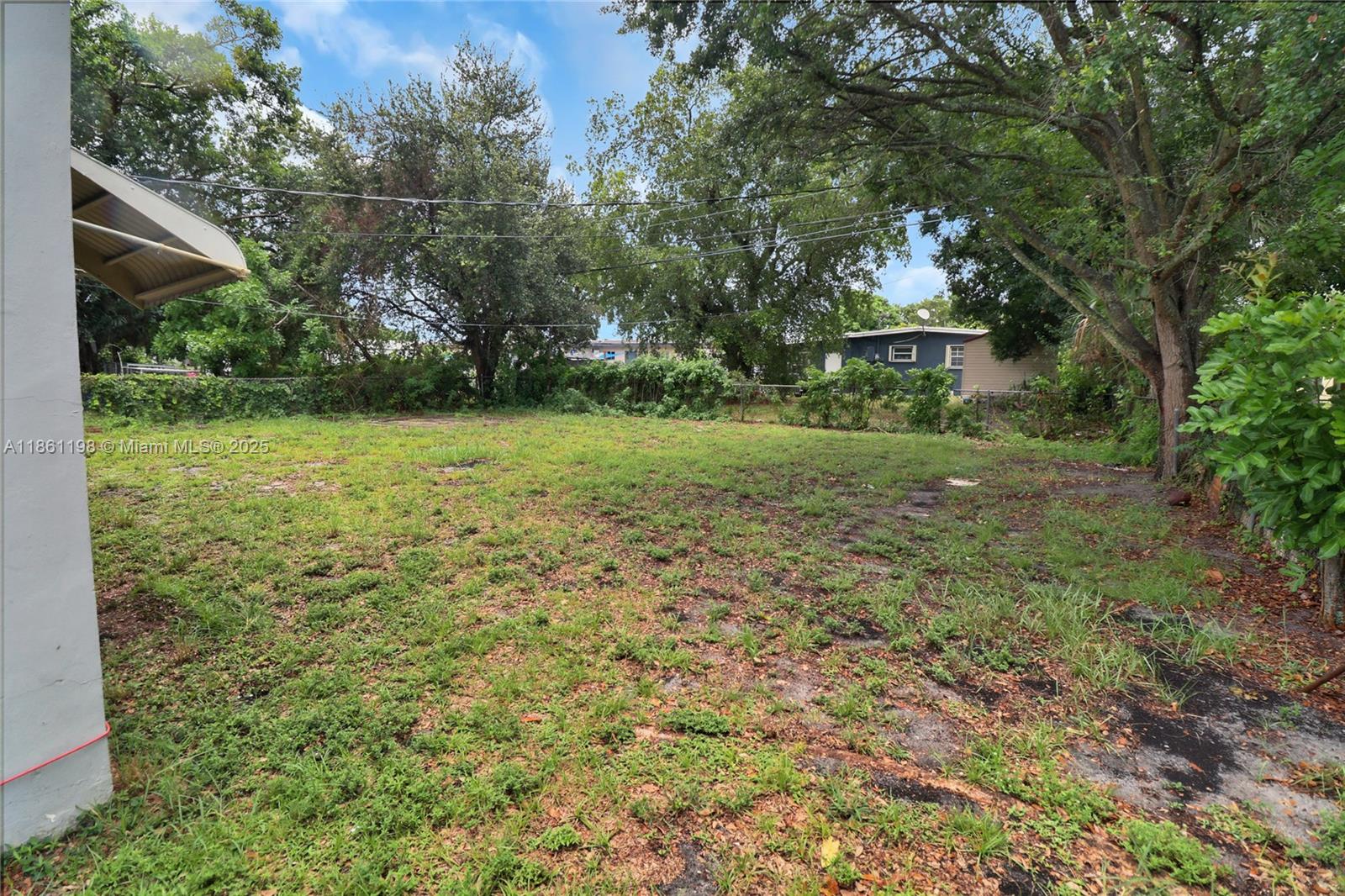 BOULEVARD GARDENS - Residential Lease