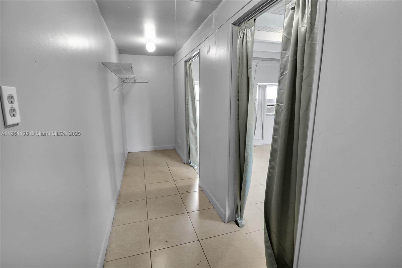 BOULEVARD GARDENS - Residential Lease