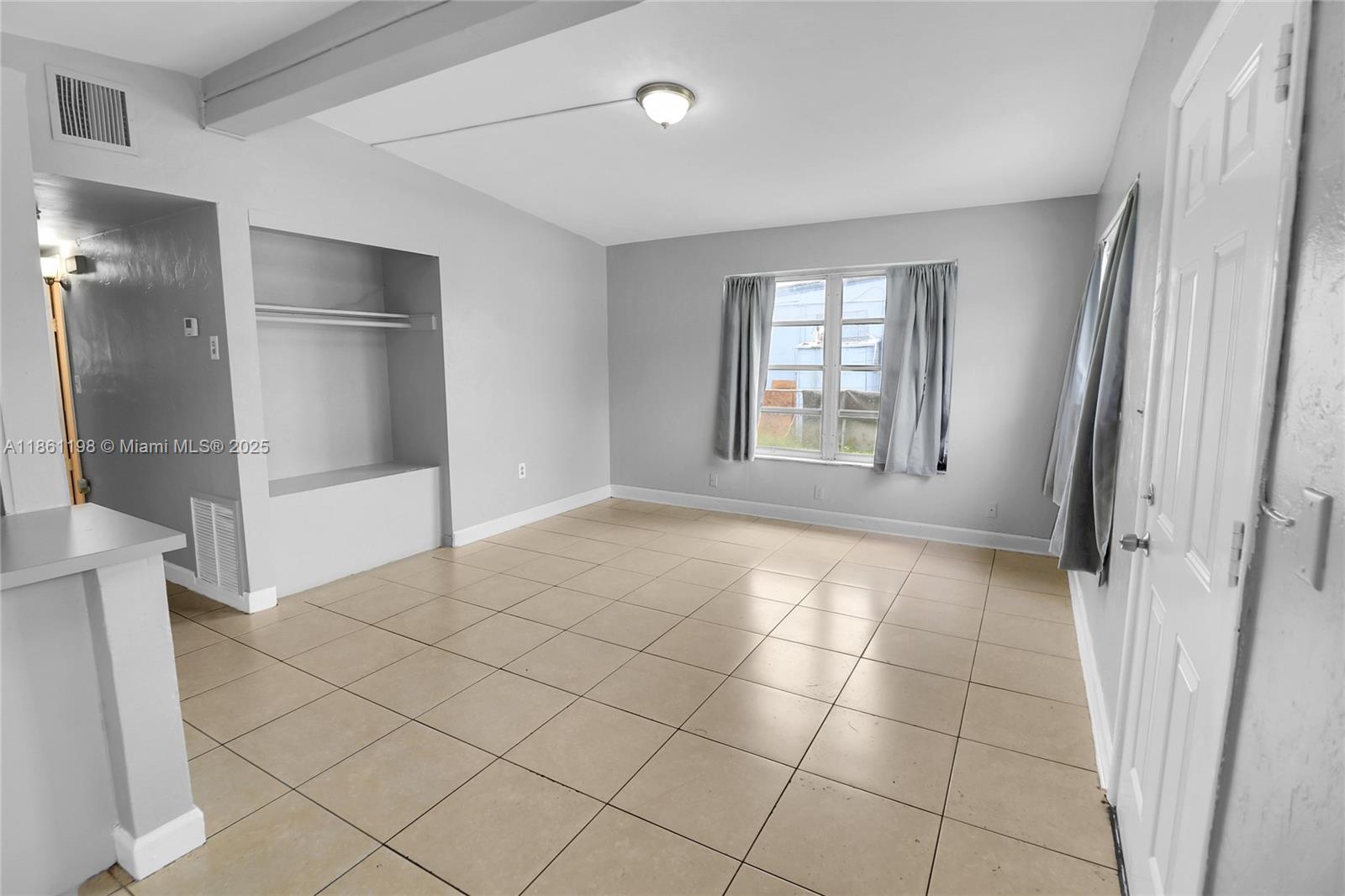 BOULEVARD GARDENS - Residential Lease