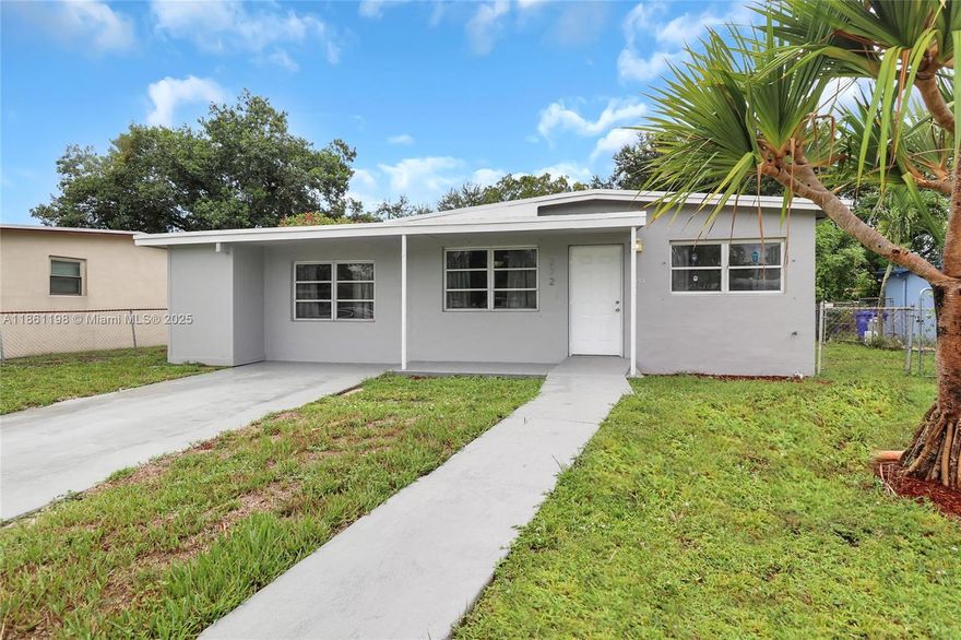 No HOA. Spacious 3-bedroom, 2-bath single-family home in the heart of Fort Lauderdale. This move-in ready property features bright living areas and a functional layout. Enjoy a large fenced yard, perfect for entertaining, outdoor activities, or simply relaxing. Conveniently located just minutes from I-95, top-rated schools, shopping centers, and local parks.

Appliances included: Refrigerator, oven-range, microwave, washer, and dryer. 
This home combines comfort, privacy, and a prime location—ready for its next tenant!