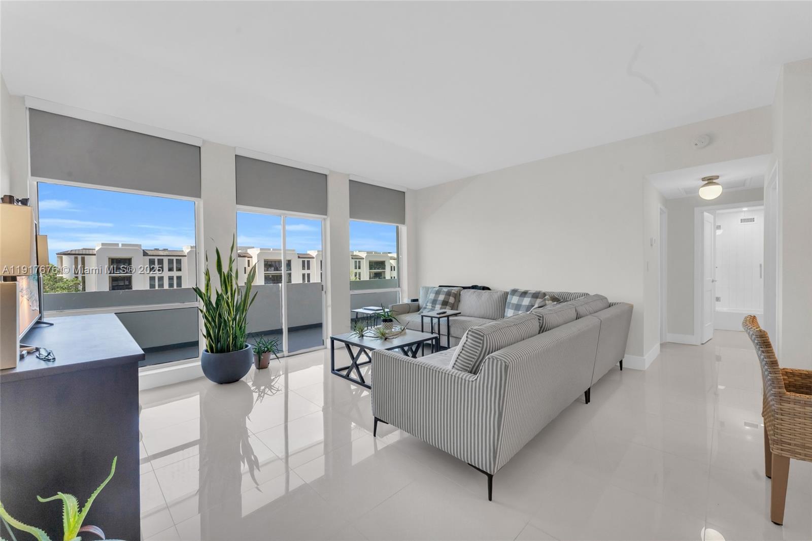 700 Biltmore Way 505