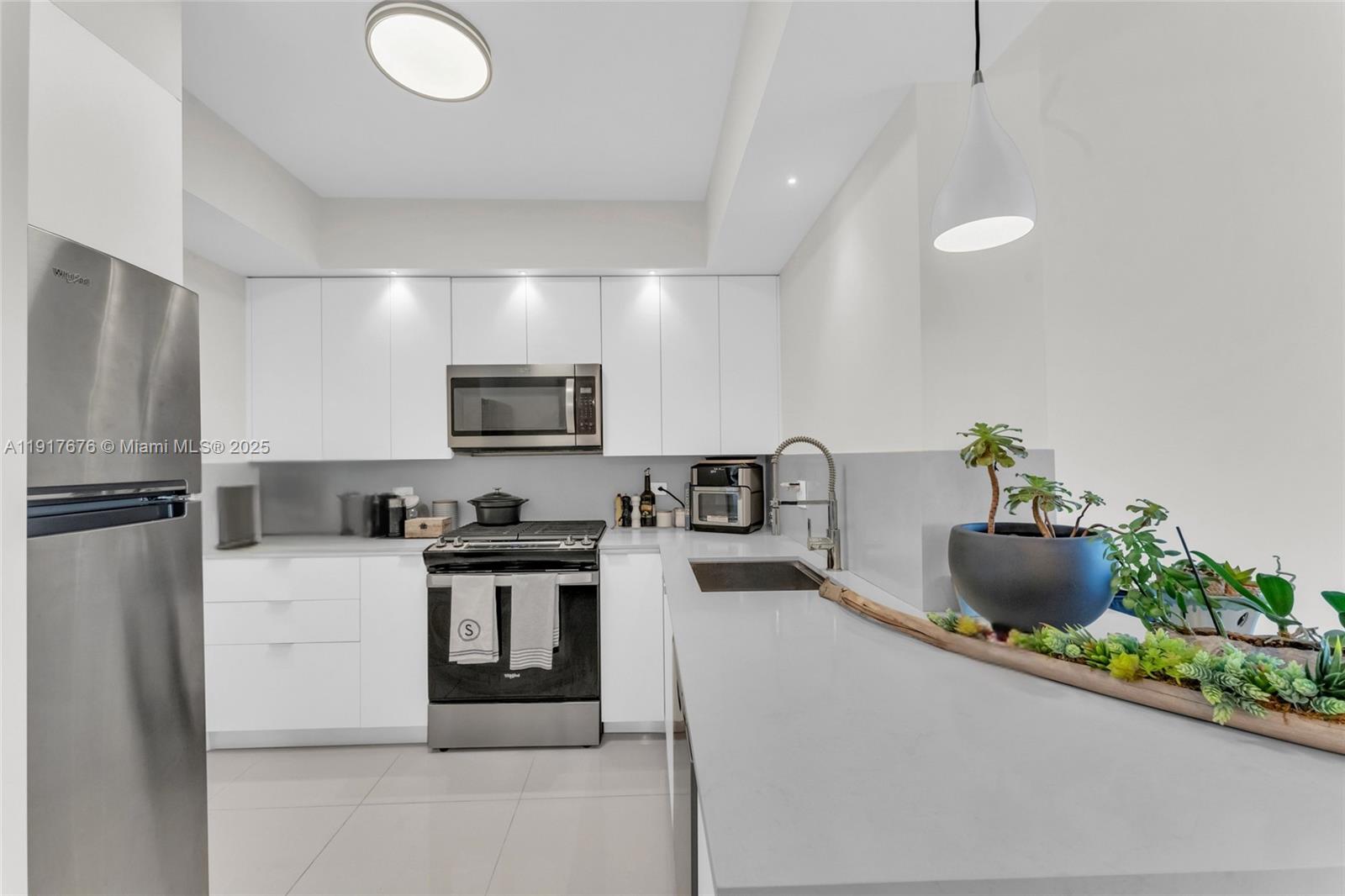 DAVID WILLIAM HOTEL CONDO - Residential Lease