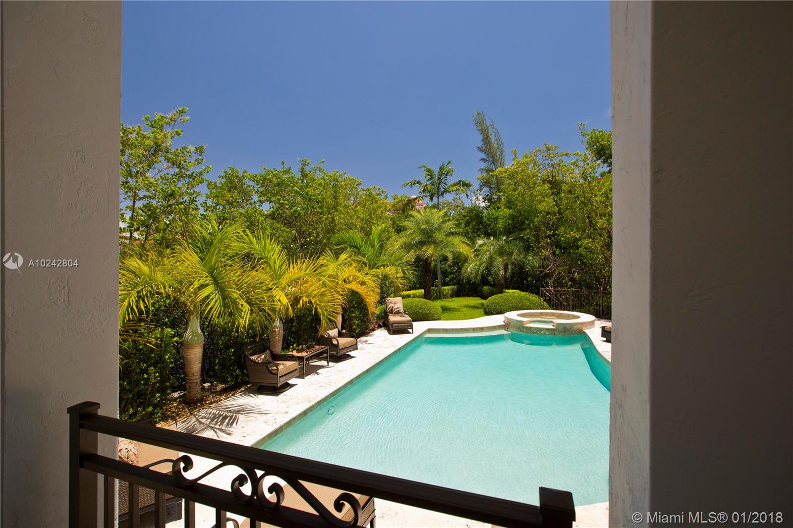 Cocoplum Yacht Club - Residential