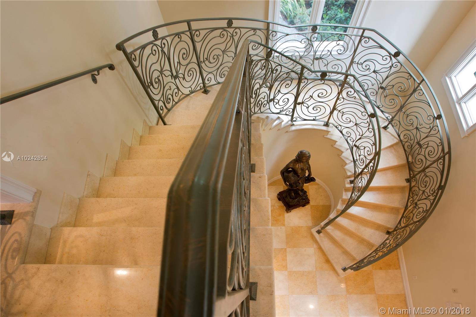 Cocoplum Yacht Club - Residential