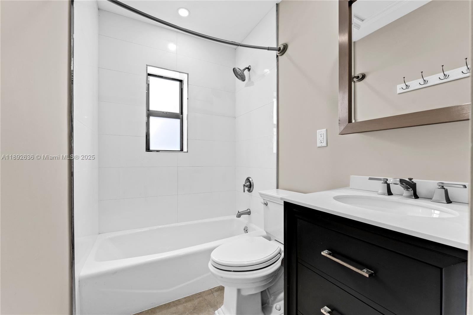 REV PL SEC 2 CC ESTATES - Residential Income