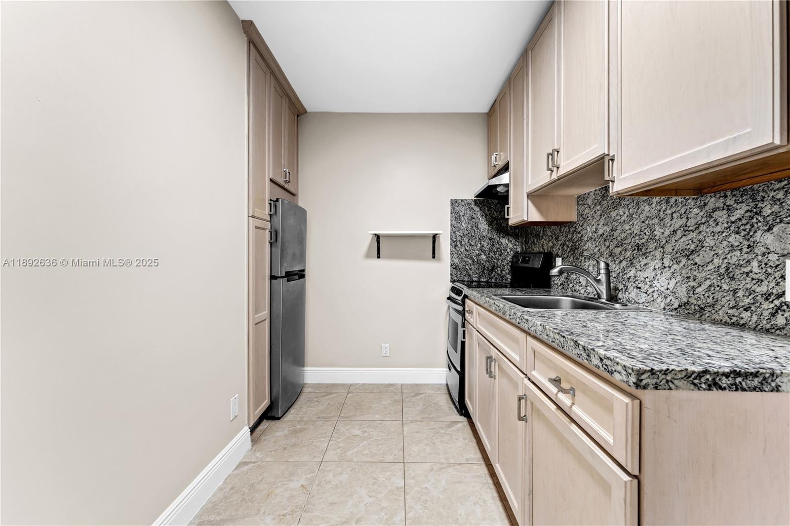 REV PL SEC 2 CC ESTATES - Residential Income