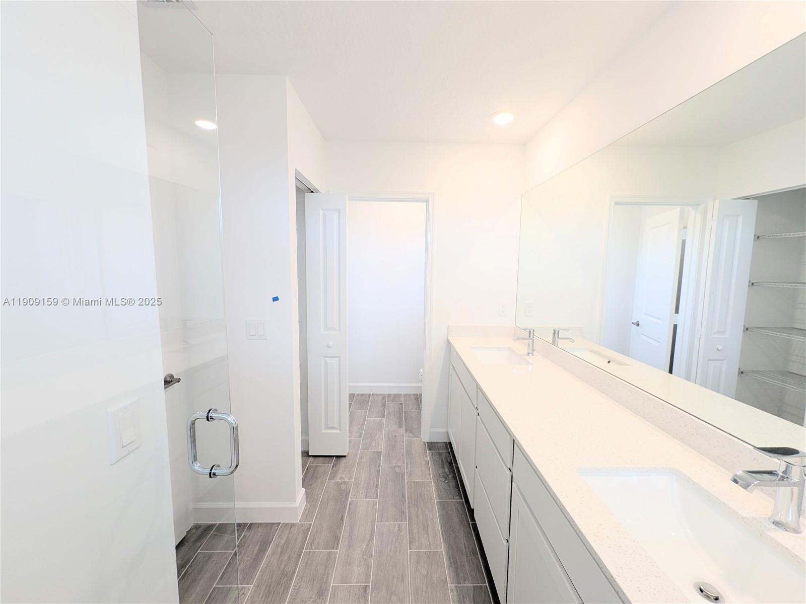 ARDEN PUD POD D NORTHEAST - Residential Lease