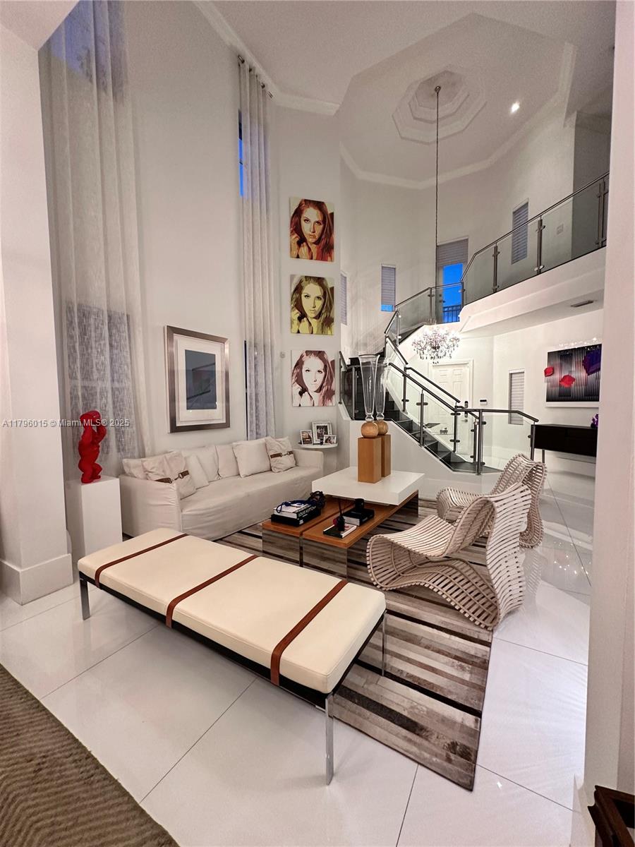 DORAL ISLES MEDITERRANEA - Residential Lease