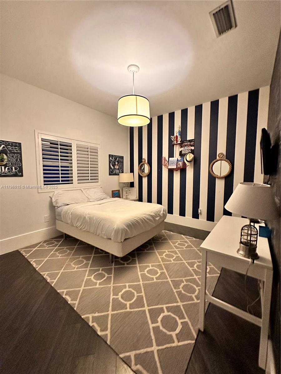 DORAL ISLES MEDITERRANEA - Residential Lease