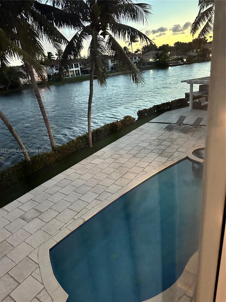 DORAL ISLES MEDITERRANEA - Residential Lease