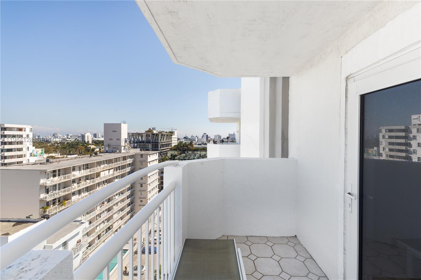 BAYVIEW PLAZA CONDO - Residential