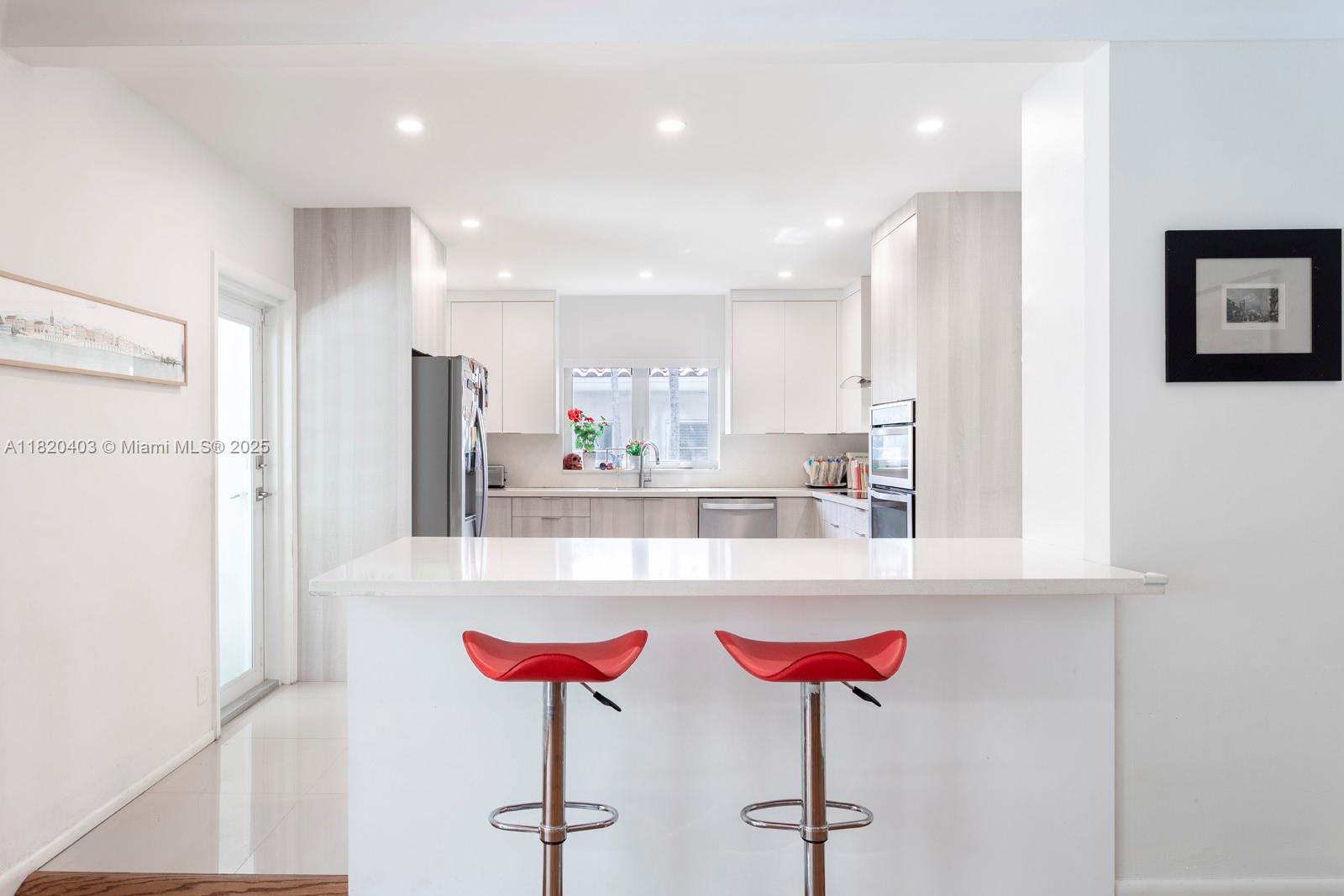 1244 Alhambra Cir 0