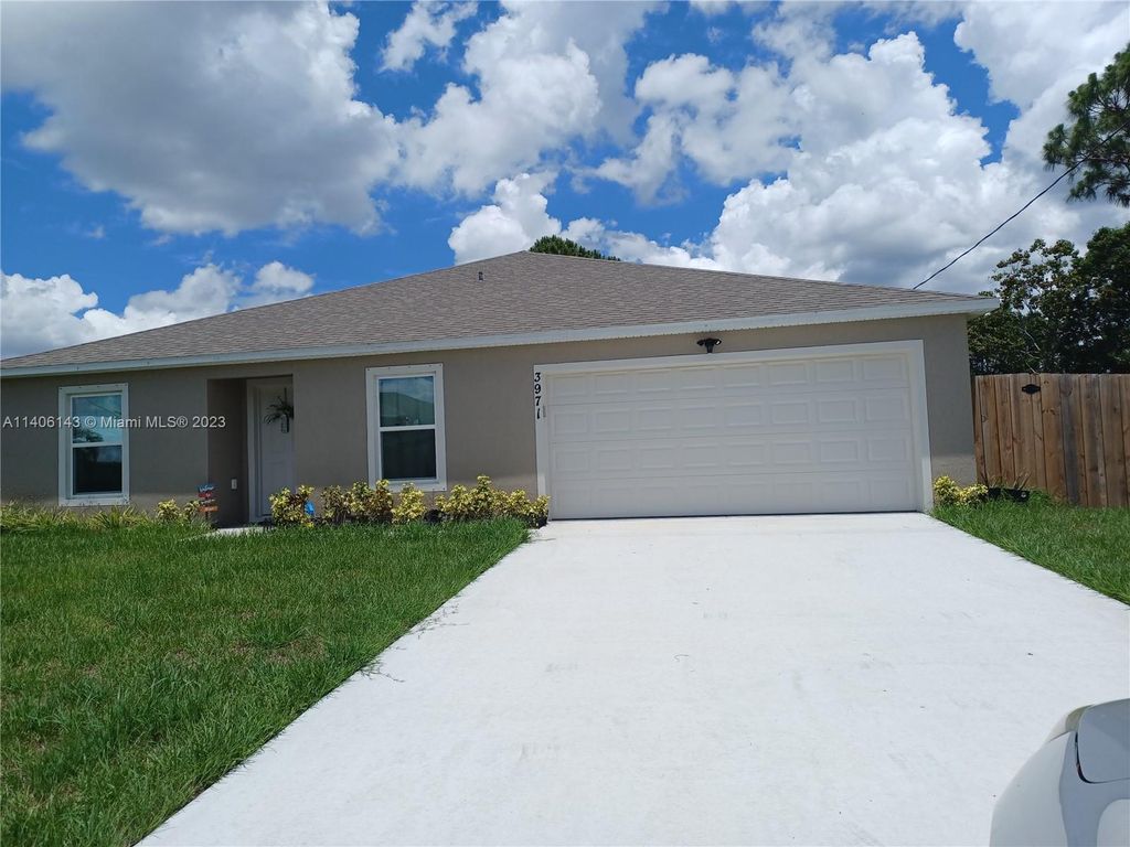 Photo of 3971 SW Hablow St, Port Saint Lucie, FL 34953 (MLS # A11406143)