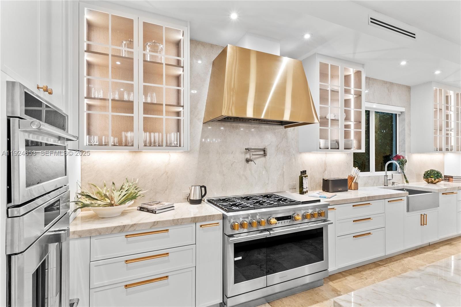 HELMS COUNTRY ESTATES ADD - Residential