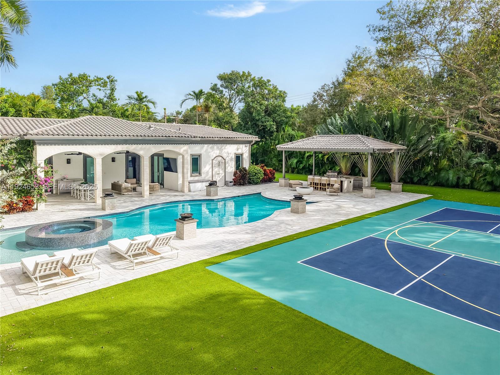 HELMS COUNTRY ESTATES ADD - Residential